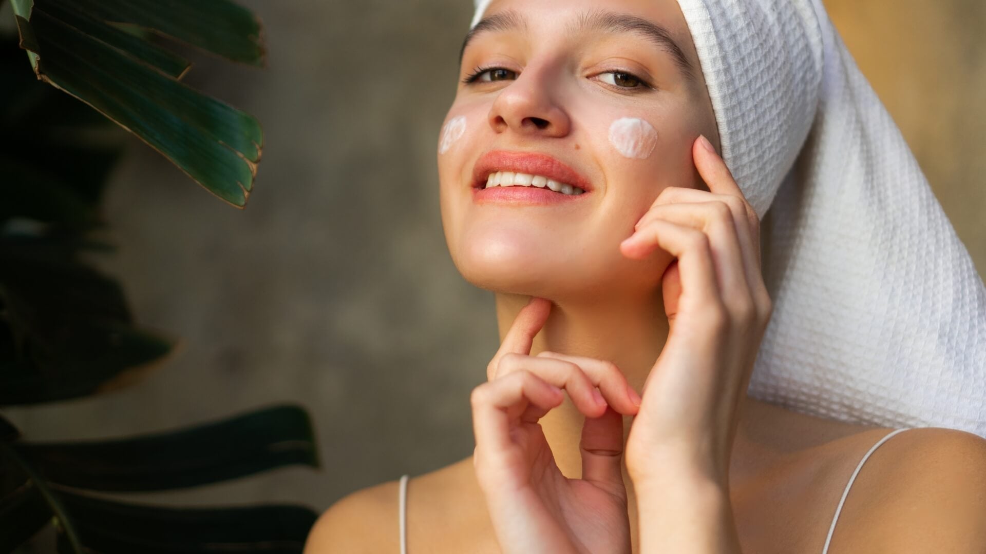 Papaya Face Wash Benefits for Acne, Glow, and Clear Skin
